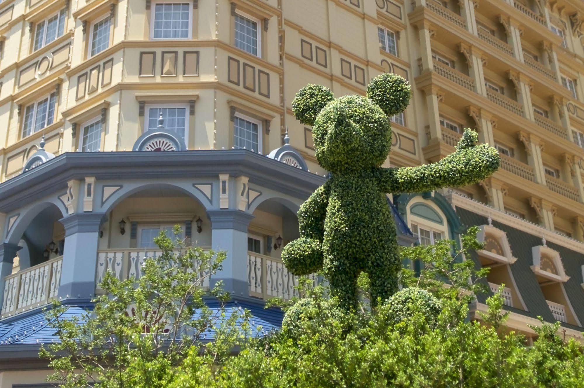 Tokyo Disneyland Hotel Чиба Екстериор снимка